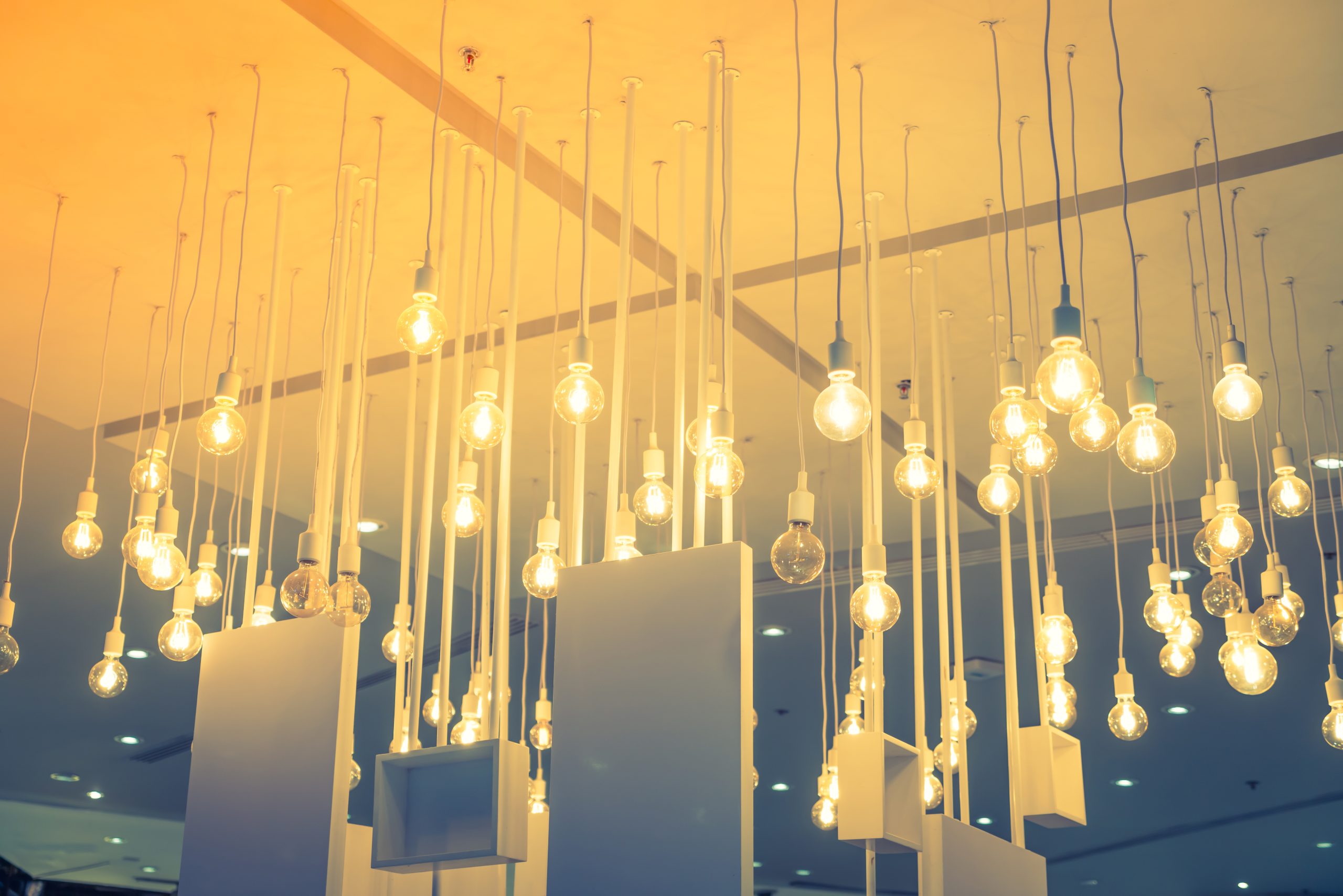 <a href="https://soundtonenergy.com/?page_id=1821" target="_blank" rel="noopener noreferrer" style="color:#024a3f">Hệ thống chiếu sáng thông minh</a>